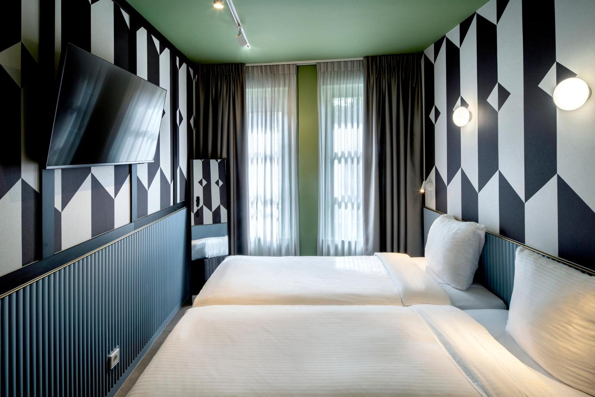 Tourist Inn Hotel Amsterdam Luaran gambar