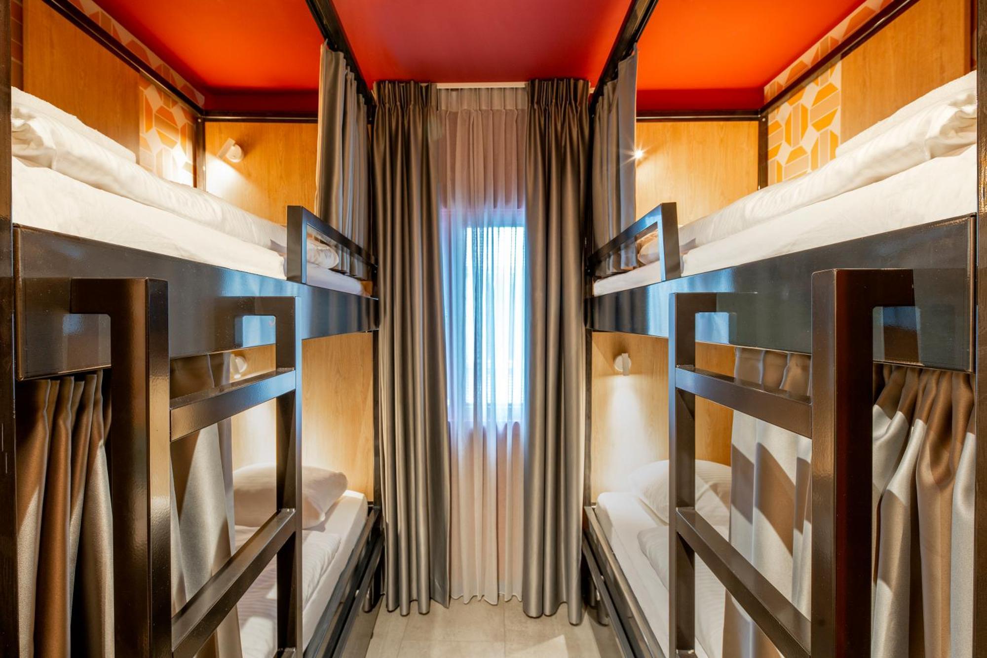 Tourist Inn Hotel Amsterdam Luaran gambar