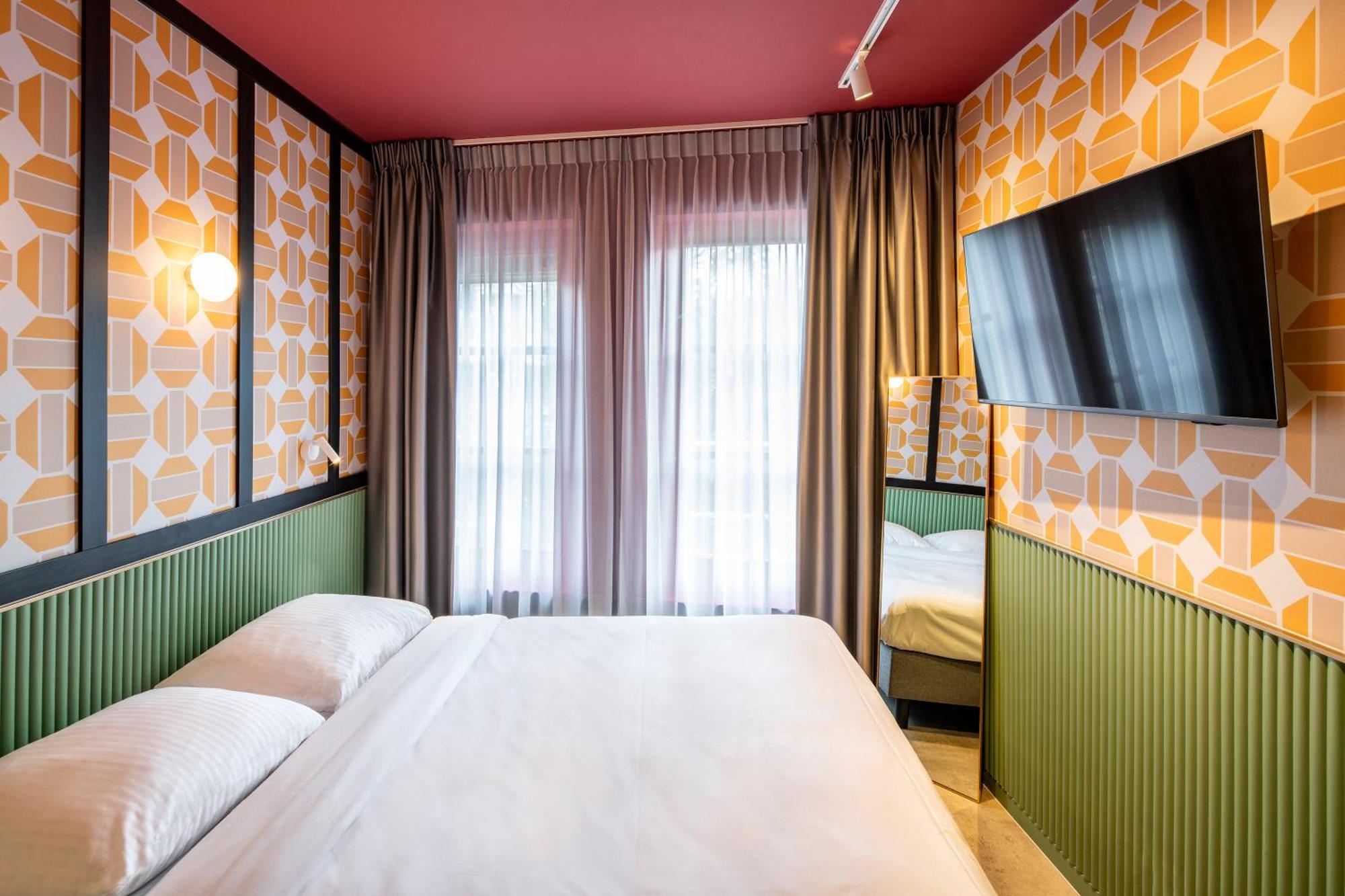 Tourist Inn Hotel Amsterdam Luaran gambar